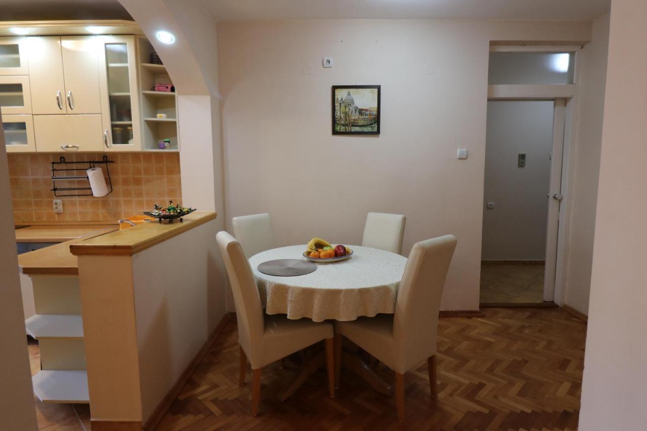 Apartment Nina Котор Екстериор снимка